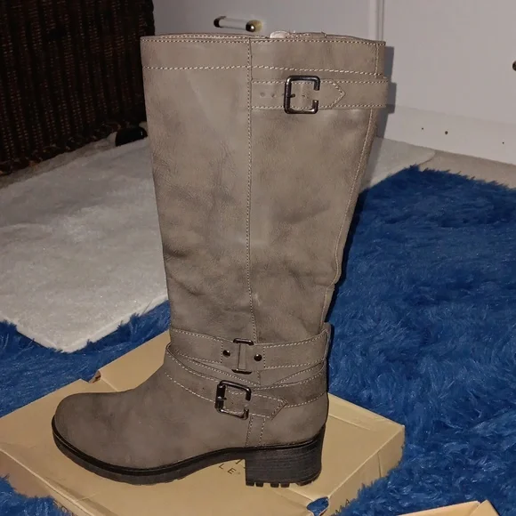 Sonoma~Women's Gray Knee-High Leather Boots Chunky Heel - Picture 10 of 13